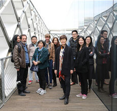 2015年4月9日工作室师生赴上海参观二十一世纪民生美术馆